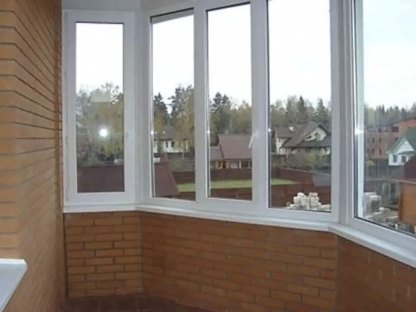 Остекления балкона в частном доме, коттедже и даче Серпухов