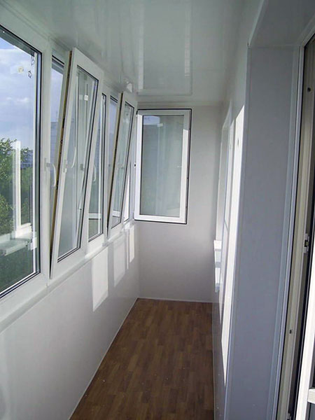 Тёплое и холодное распашное остекление балконов алюминиевым профилем Серпухов