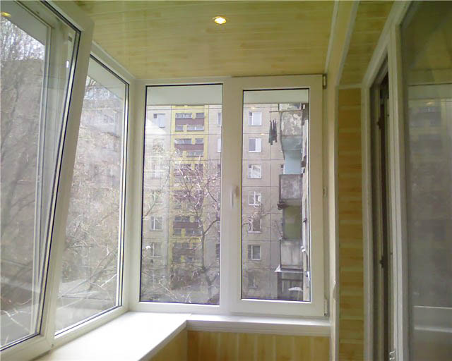 Остекление балкона в панельном доме по цене от производителя Серпухов
